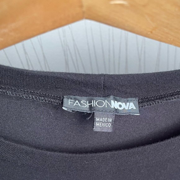 Fashion Nova Total Savage Hardware Tee - Black Size XL - Picture 5 of 7